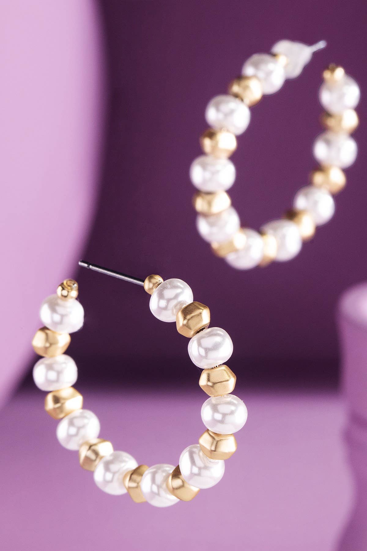 Pearl & Gold Hoop Earrings