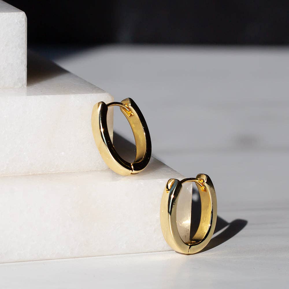 Tarnish Resistant Gold Oval Hoop Earrings
