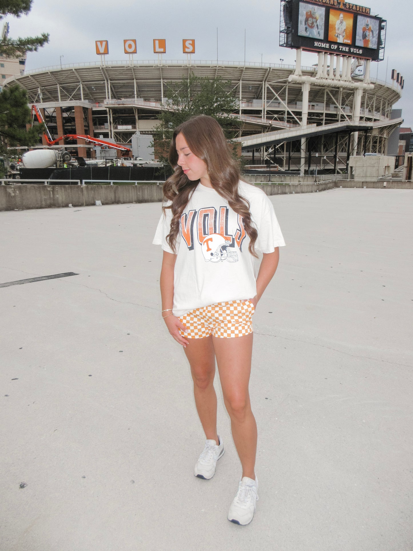 Vols Helmet Distressed Tee