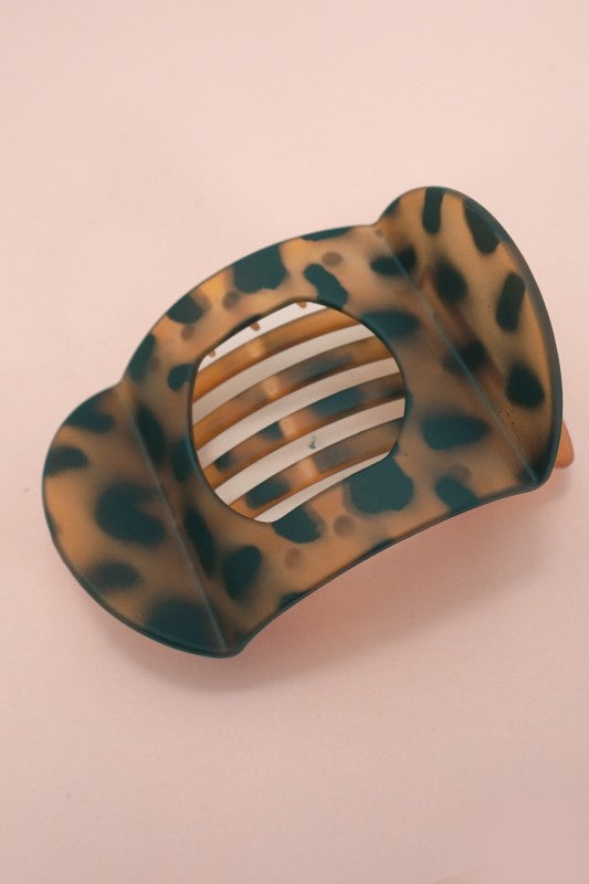 Lay Flat Large Hair Claw Clips For Secure Styling