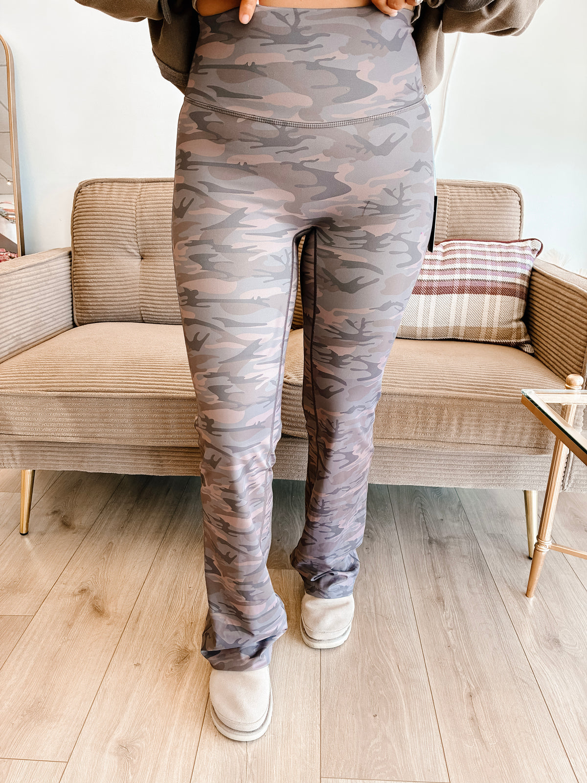 Smoked Oak Sculpt Flare Leggings