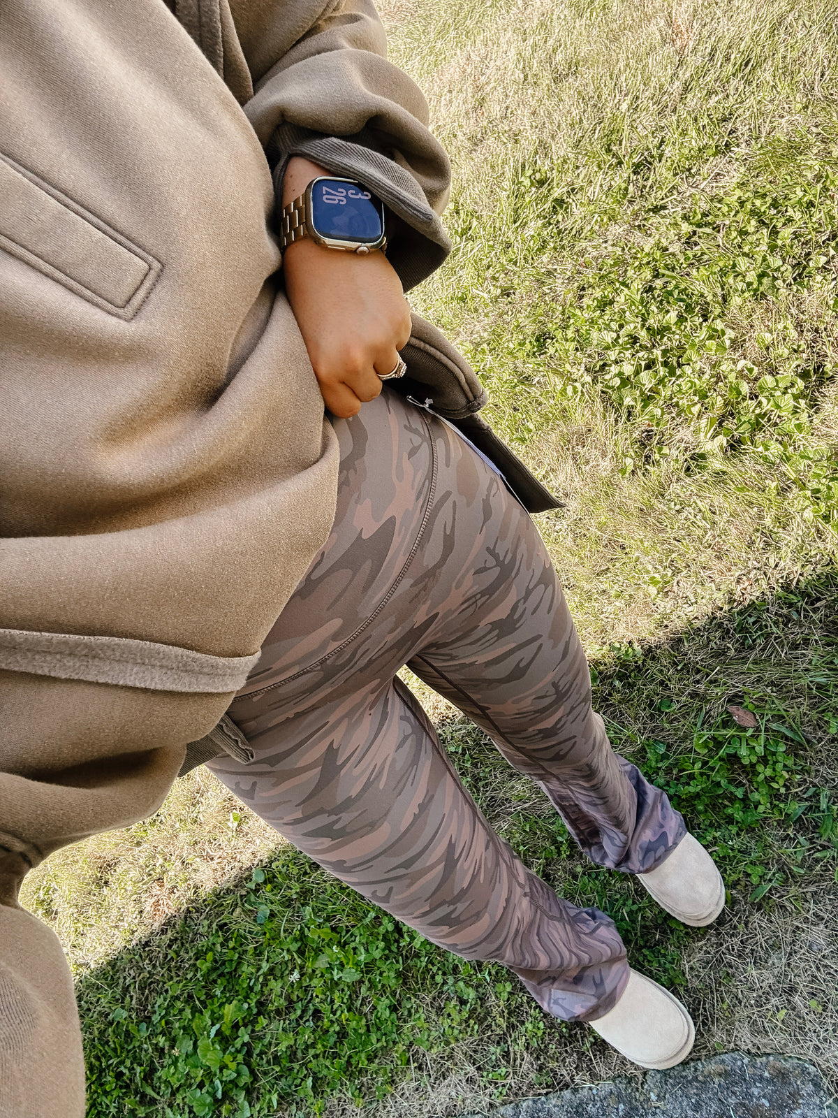Smoked Oak Sculpt Flare Leggings