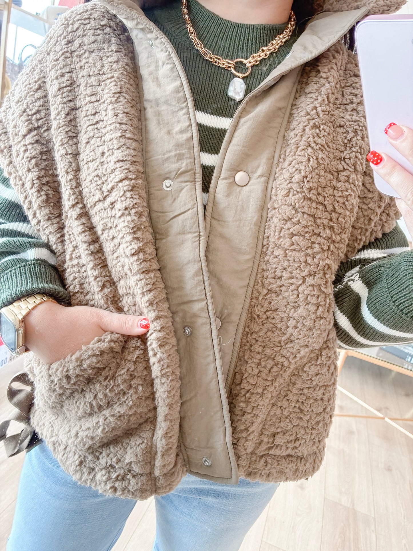 Autumn Bliss Sherpa Vest - Mocha