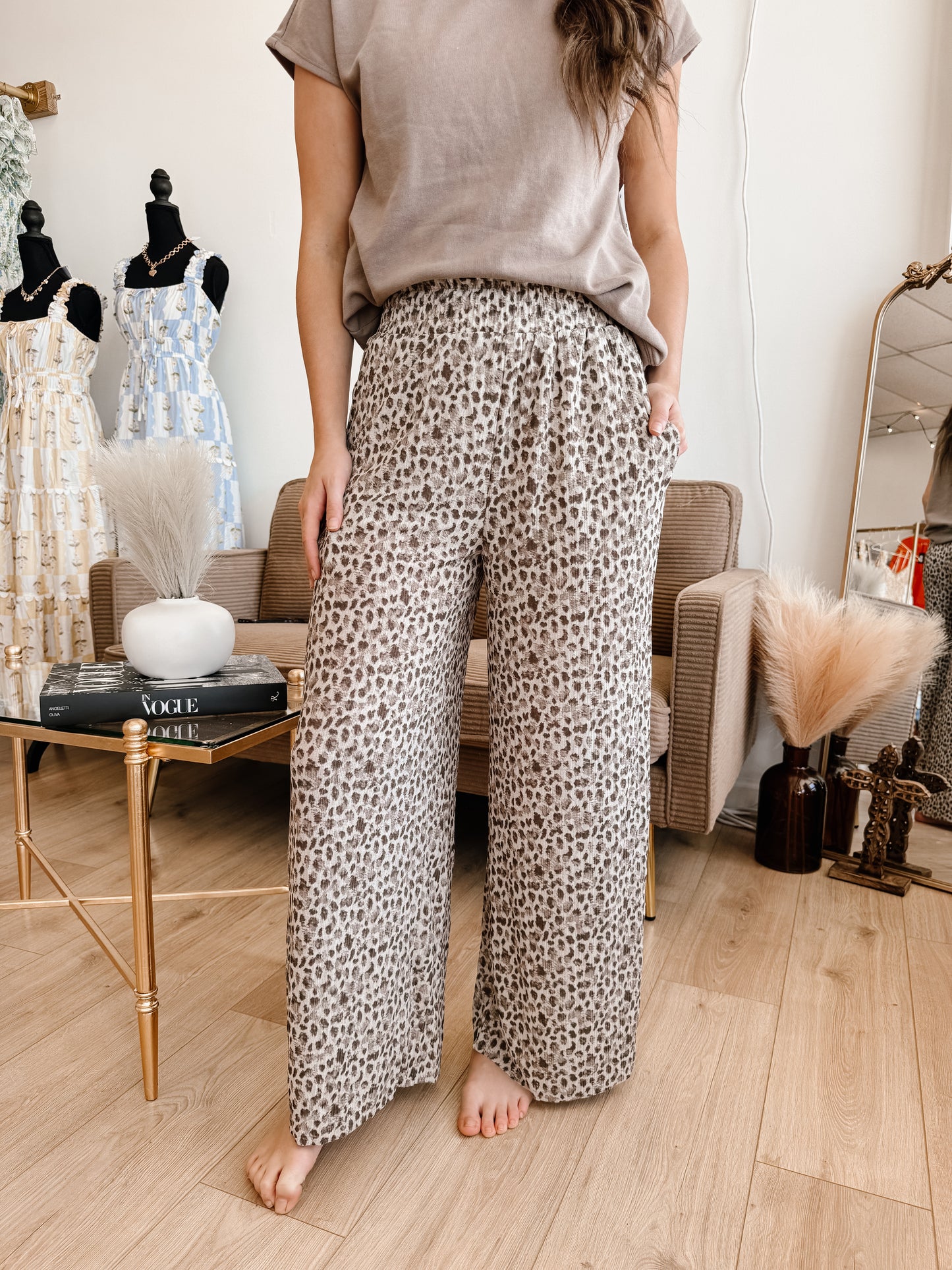 Wide Leg Leopard Pleated Comfy Pants