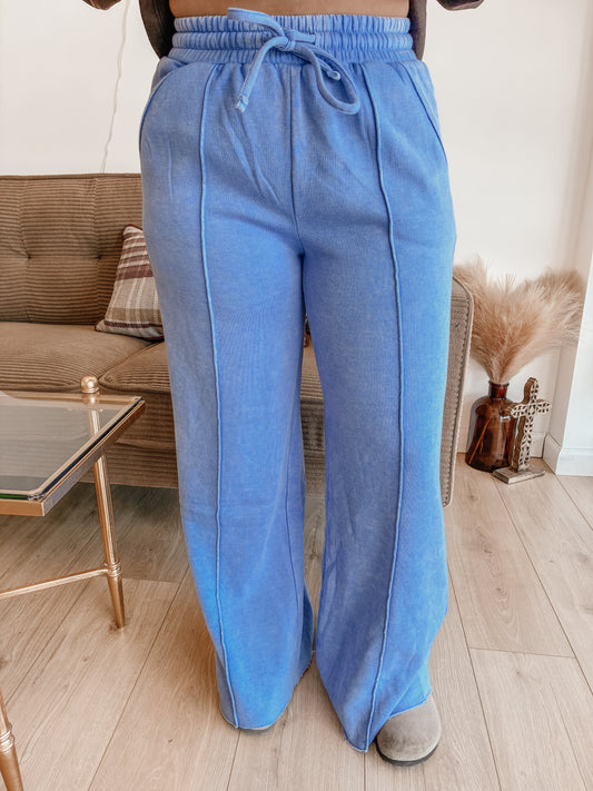 Pretty Pintuck Sweatpants - Blue