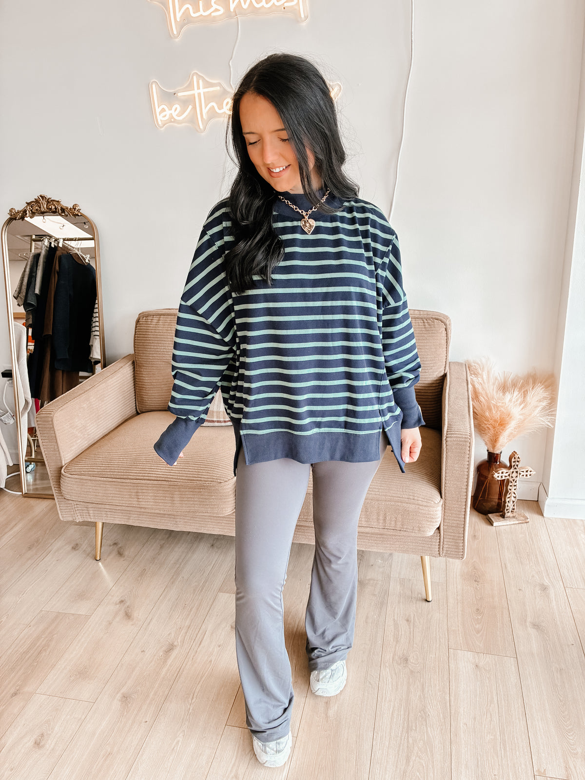 For the Win Mockneck - Navy