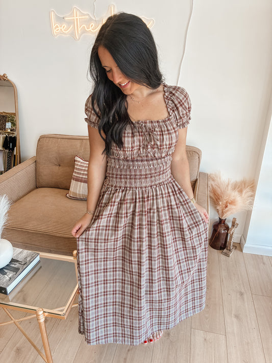 Picnic Date Midi Dress - Burg.