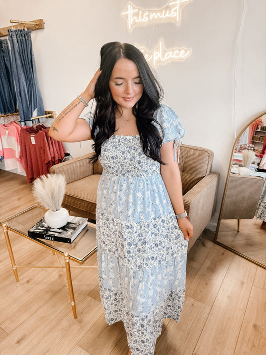 Colorblock Floral Smocked Puff Sleeve Maxi Dress (2 colors)