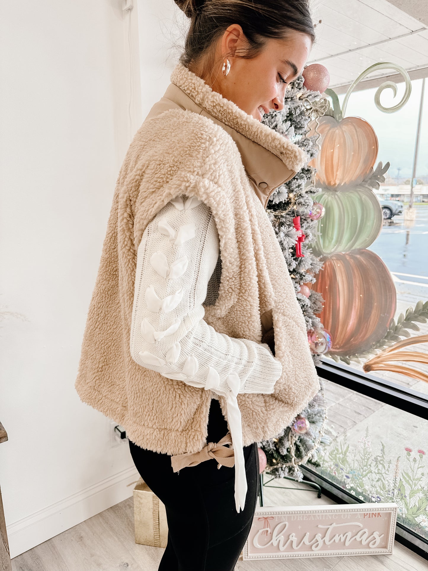 Cozy Sherpa Vest Jacket With Tie-up Side Details