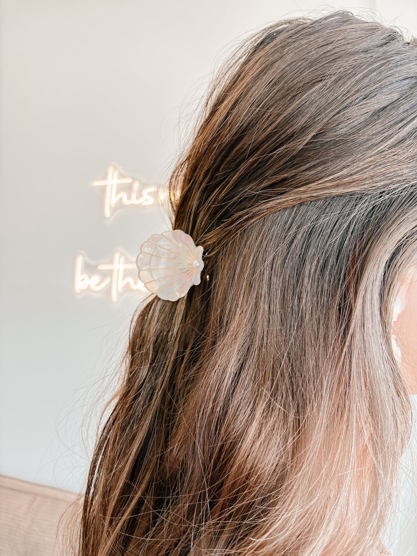 Mini Pearl Seashell Claw Clip