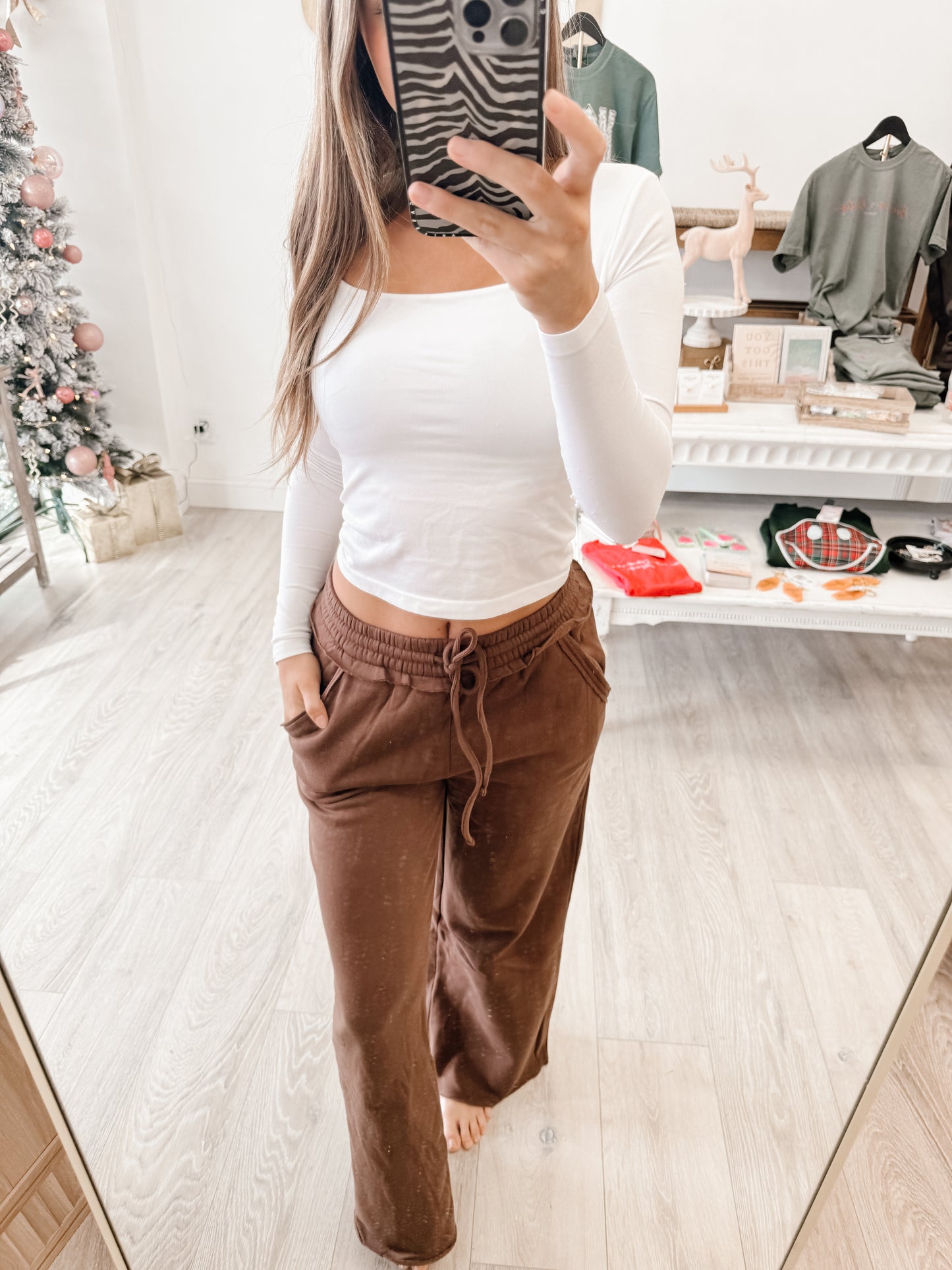 Fleece Exposed Seam Wide Leg Sweatpants (2 Colors)