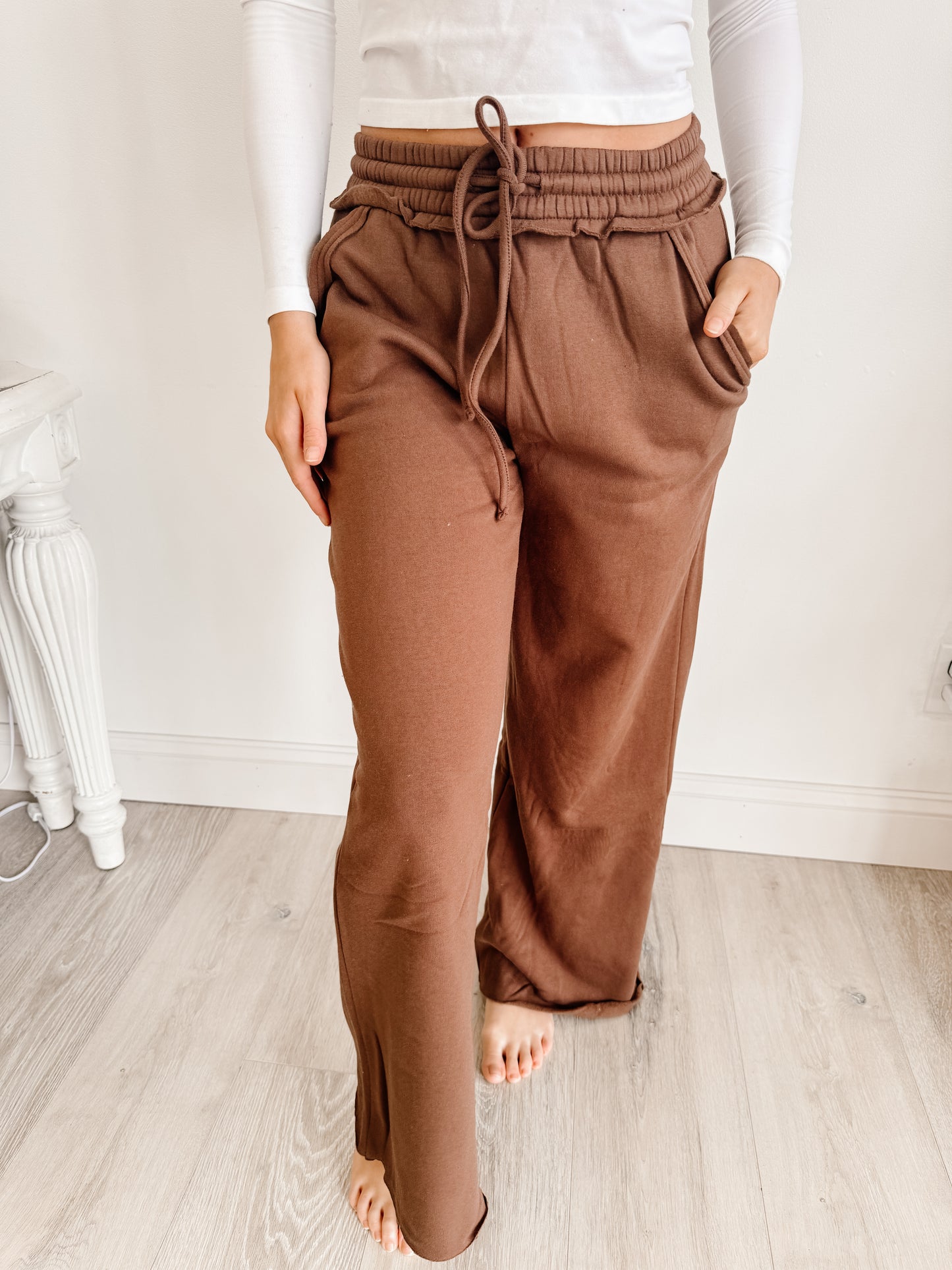 Fleece Exposed Seam Wide Leg Sweatpants (2 Colors)