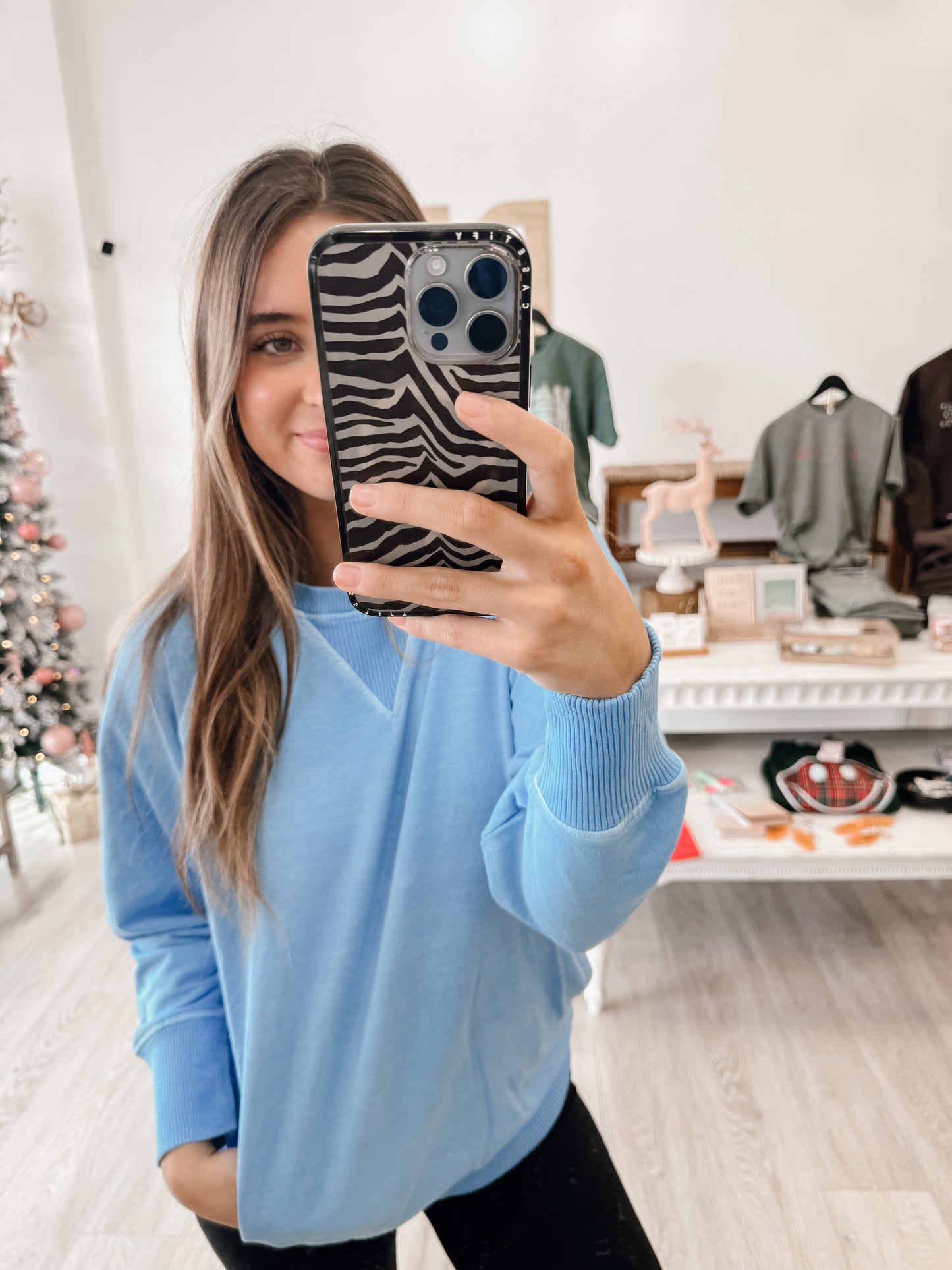 Pigment Dyed French Terry Pullover With Pockets (3 COLORS)