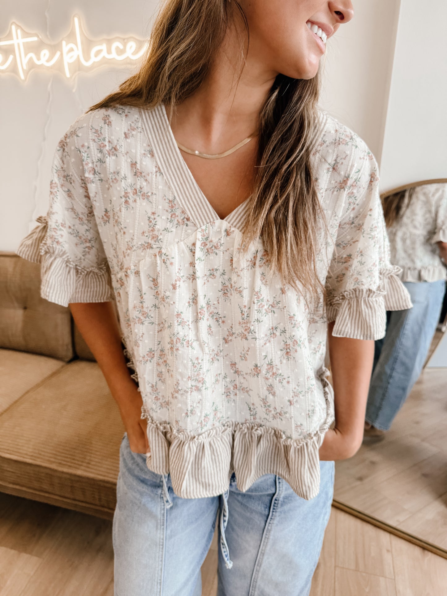 Floral Printed Ruffle Hem Blouse Top ( 2 colors )