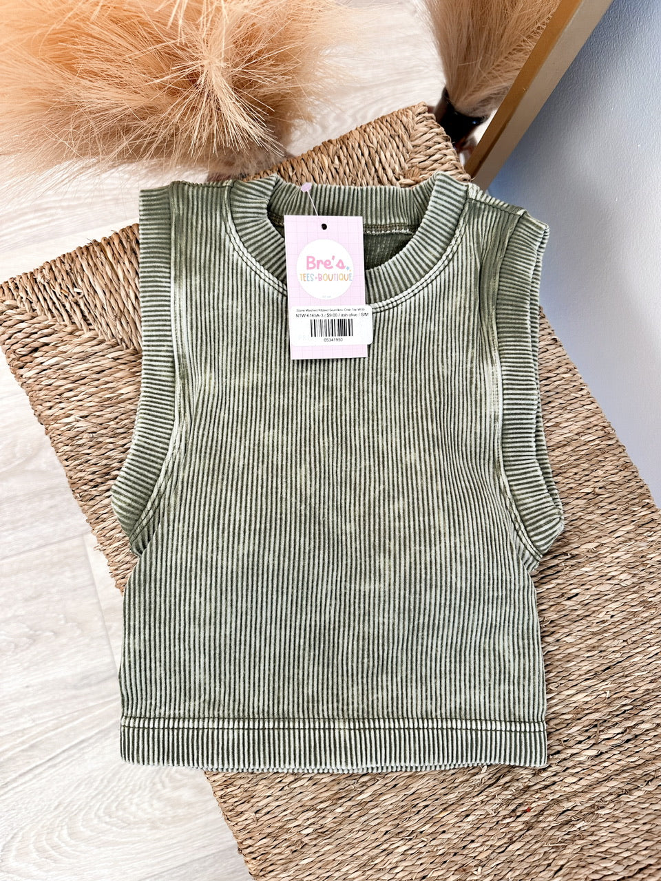 Stone Washed Ribbed Seamless Crop Top W Bra Pad