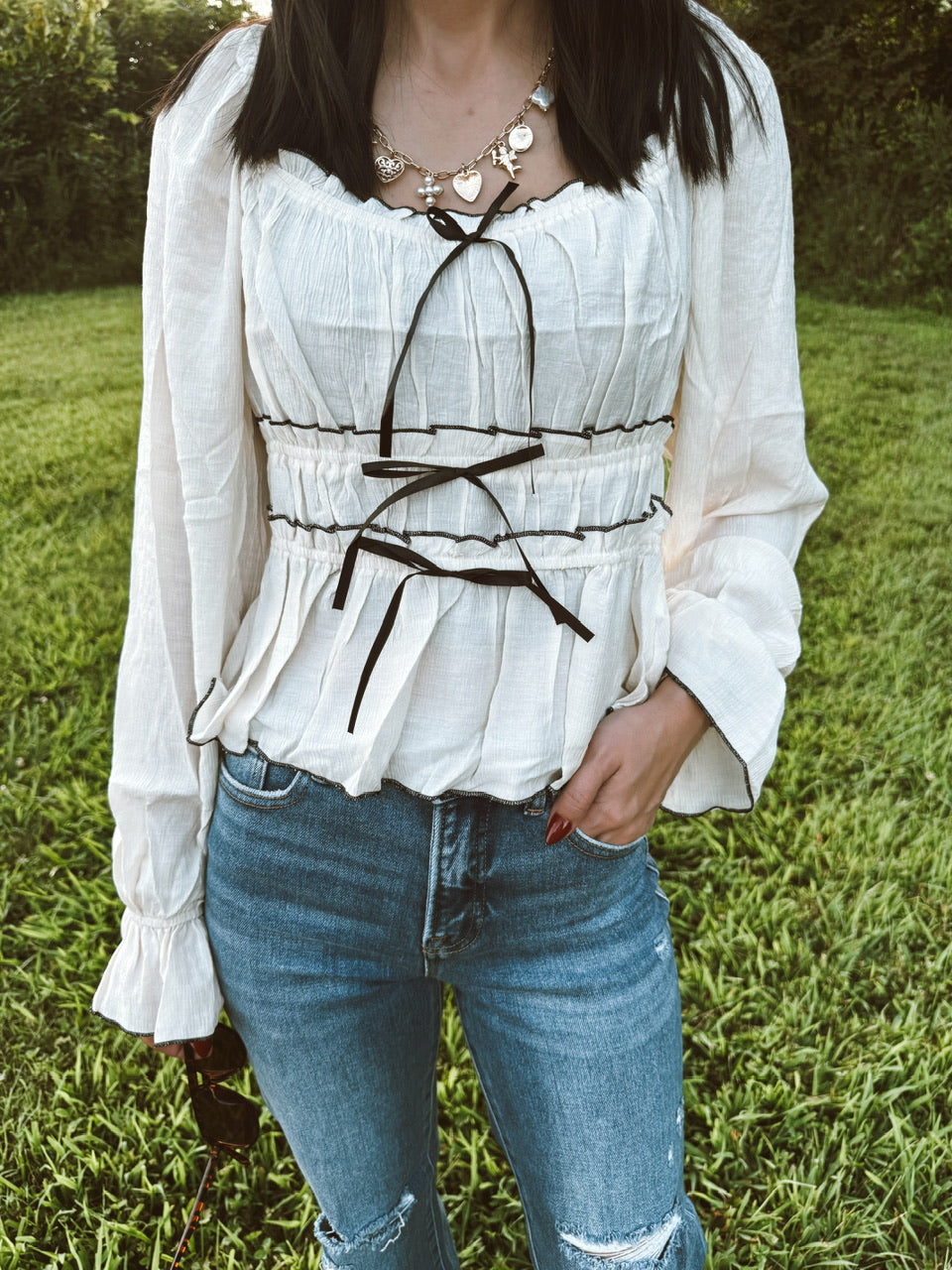 Contrast Bow Ruffled Long Sleeve Blouse