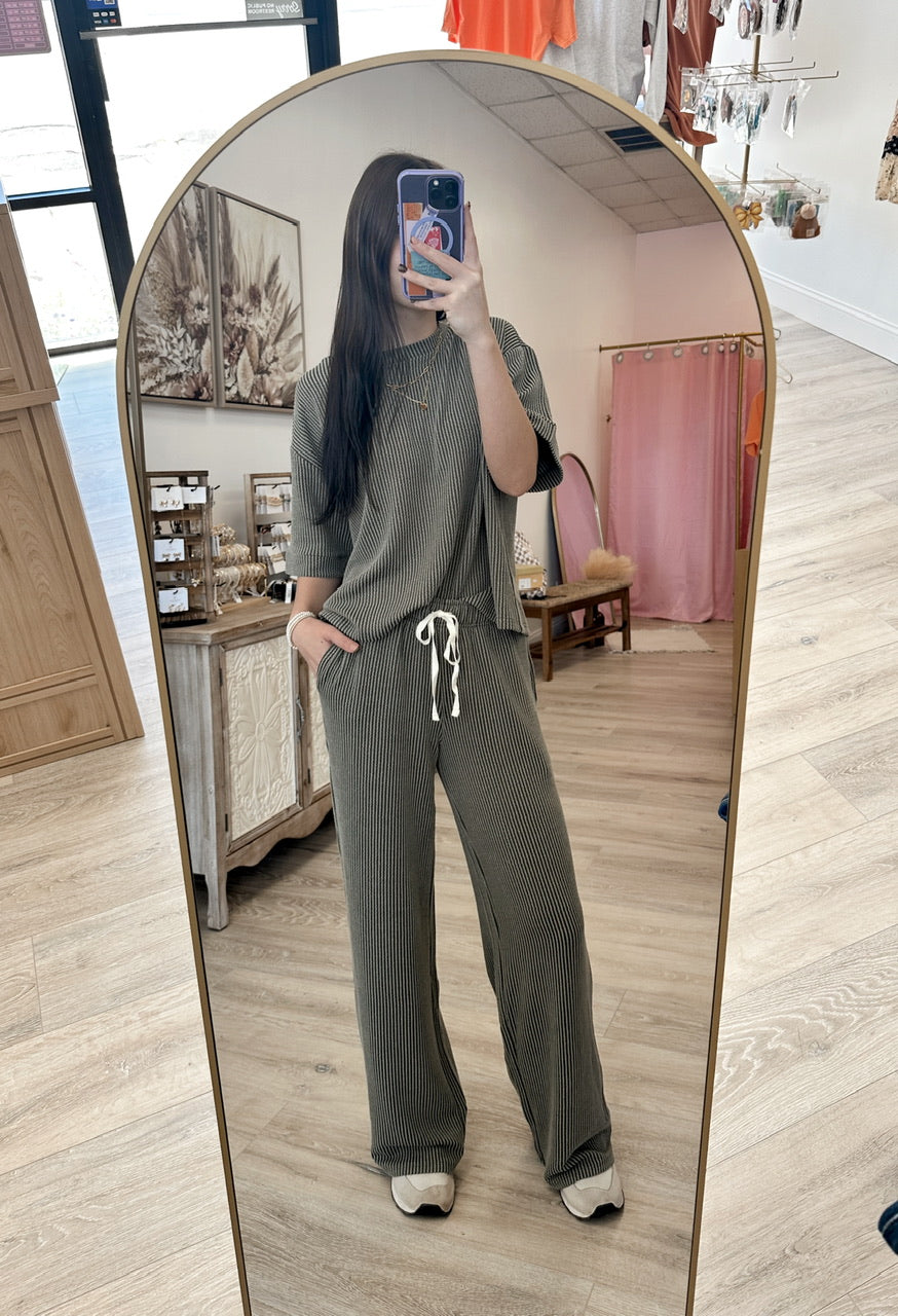 Raised Rib Short Sleeve Tee & Pants Set (4 colors) **READ DESCRIPTION**