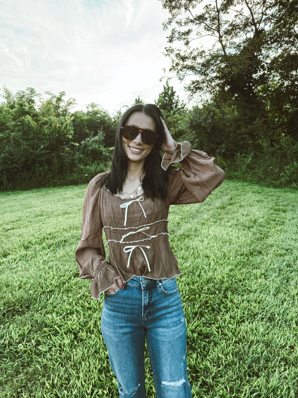 Contrast Bow Ruffled Long Sleeve Blouse