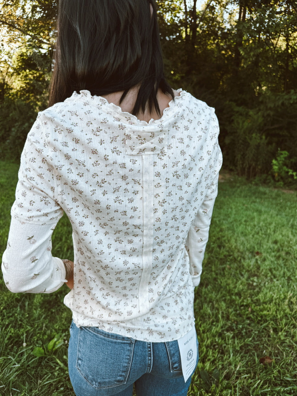 Floral Printed Lettuce Hem Fitted Knit Top