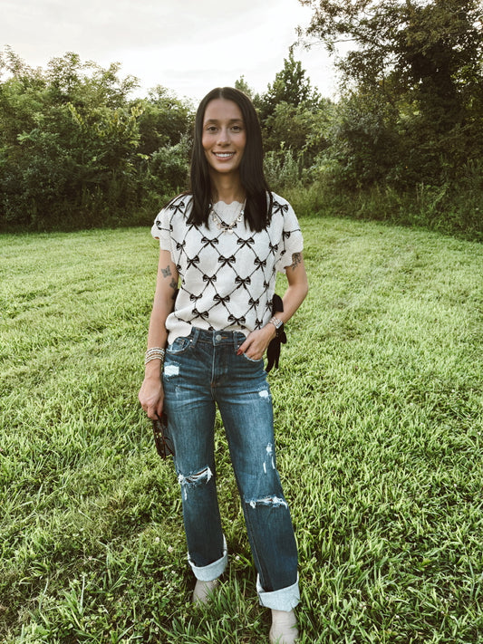 Bow Pattern Short Sleeve Side Tie Knit Pullover