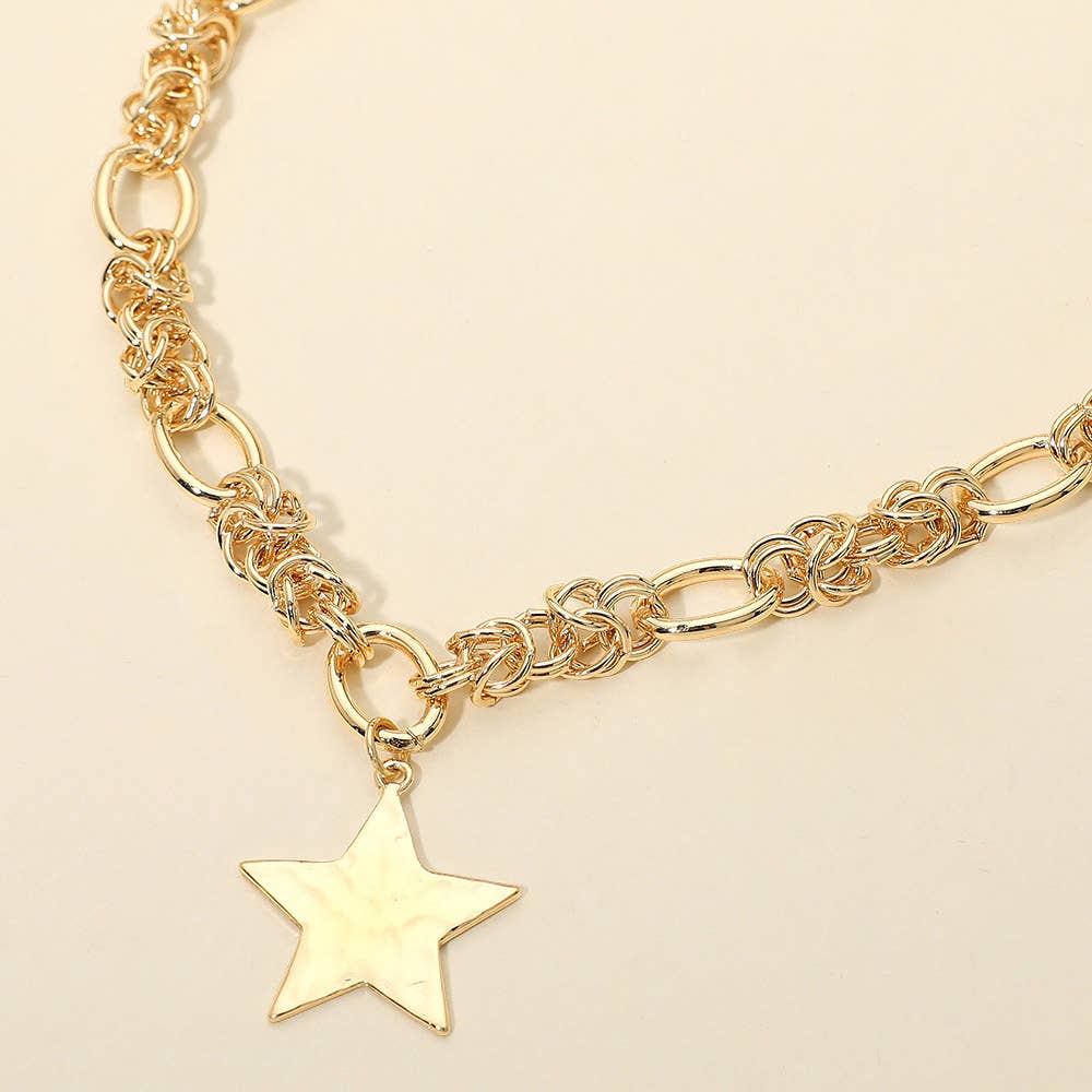 Star Link Chunky Chain Necklace