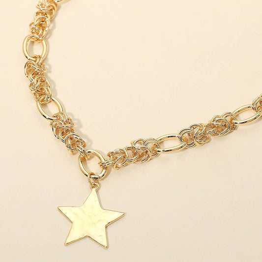 Star Link Chunky Chain Necklace